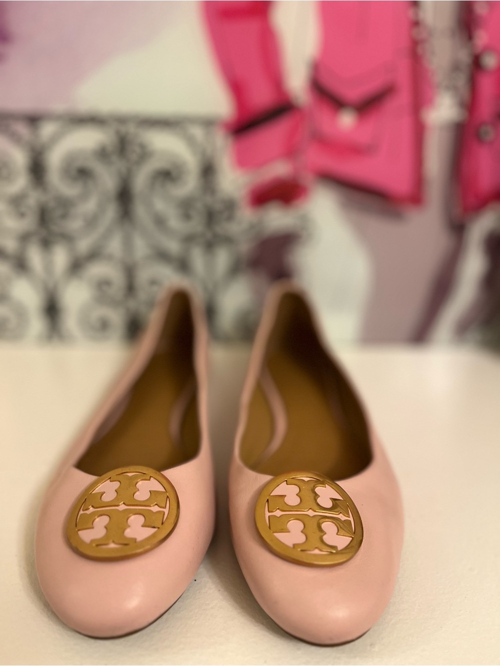 Tory Burch Blush Pink Leather Logo Medallion Ballet Flats - Size 7.5 - Picture 2 of 8